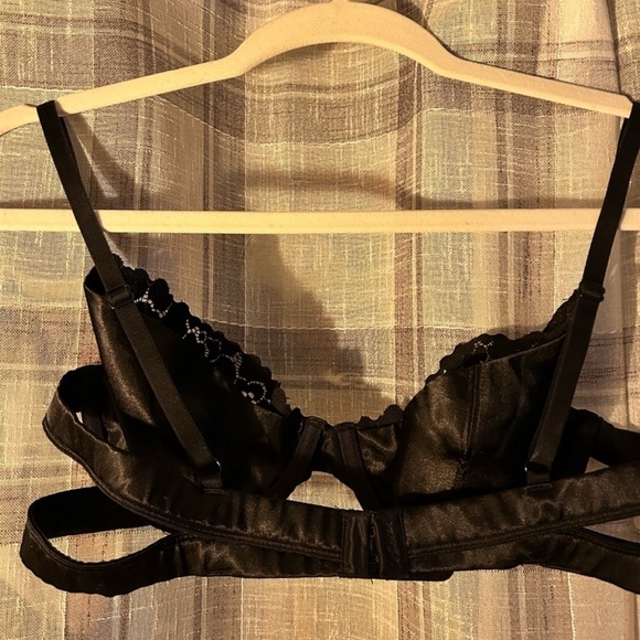 La SENZA Black Lace Underwire Bra - Picture 5 of 5